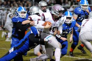Montesano dominant in win over Elma