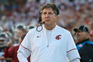 Mike Leach agrees to contract extension amid rumors, keeping Washington State coach in Pullman through 2024 season