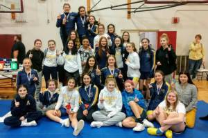 Prep Wrestling Roundup: Aberdeen claims fifth straight district championship