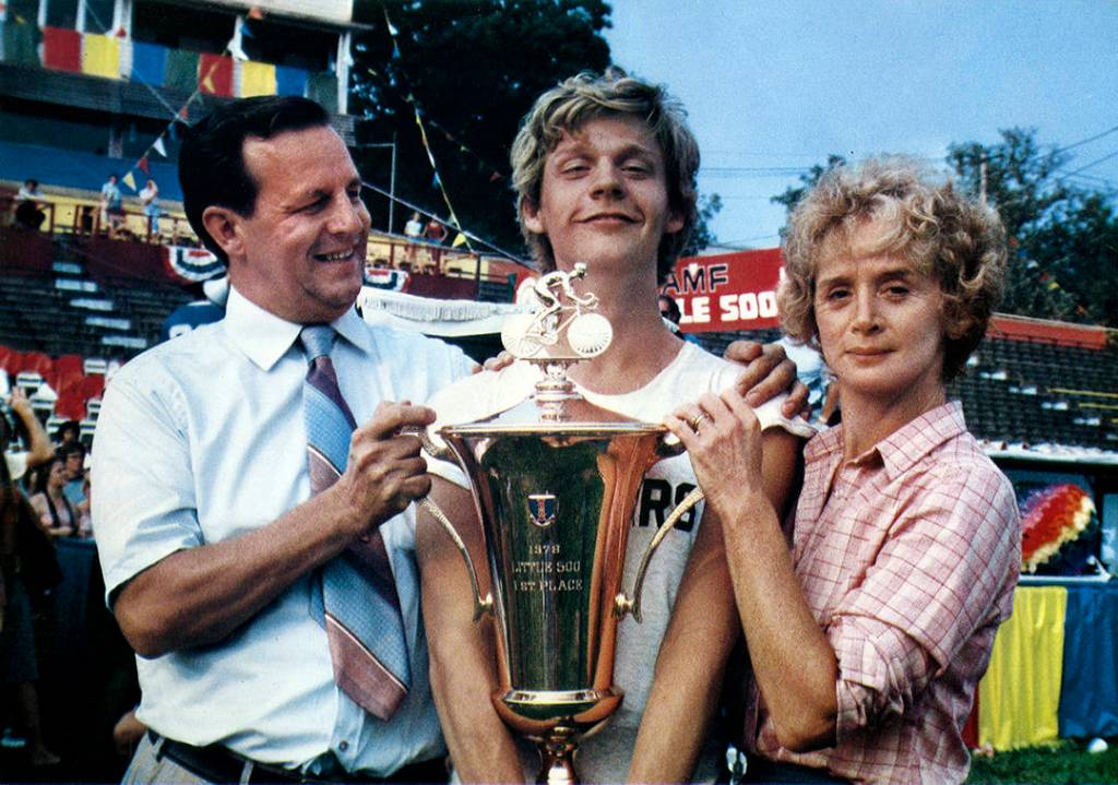 20th Century Fox                                Paul Dooley masterfully transitioned from a comic figure to an understanding parent in Breaking Away. Hes pictured here with co-stars Dennis Christopher and Barbara Barrie.
