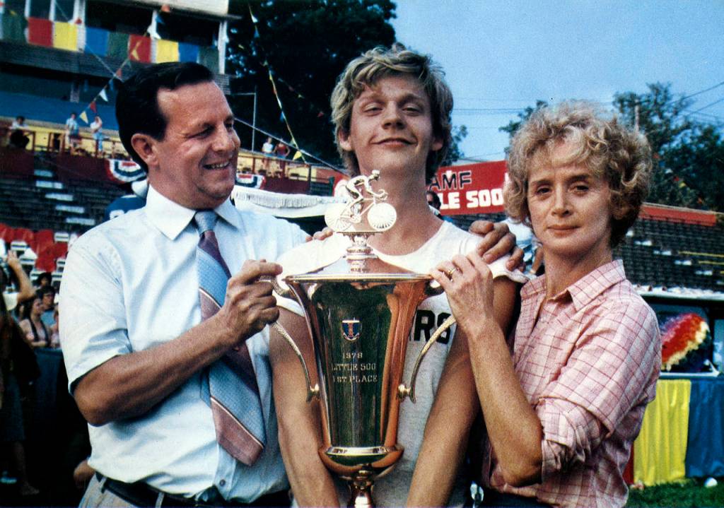20th Century Fox                                Paul Dooley masterfully transitioned from a comic figure to an understanding parent in Breaking Away. Hes pictured here with co-stars Dennis Christopher and Barbara Barrie.