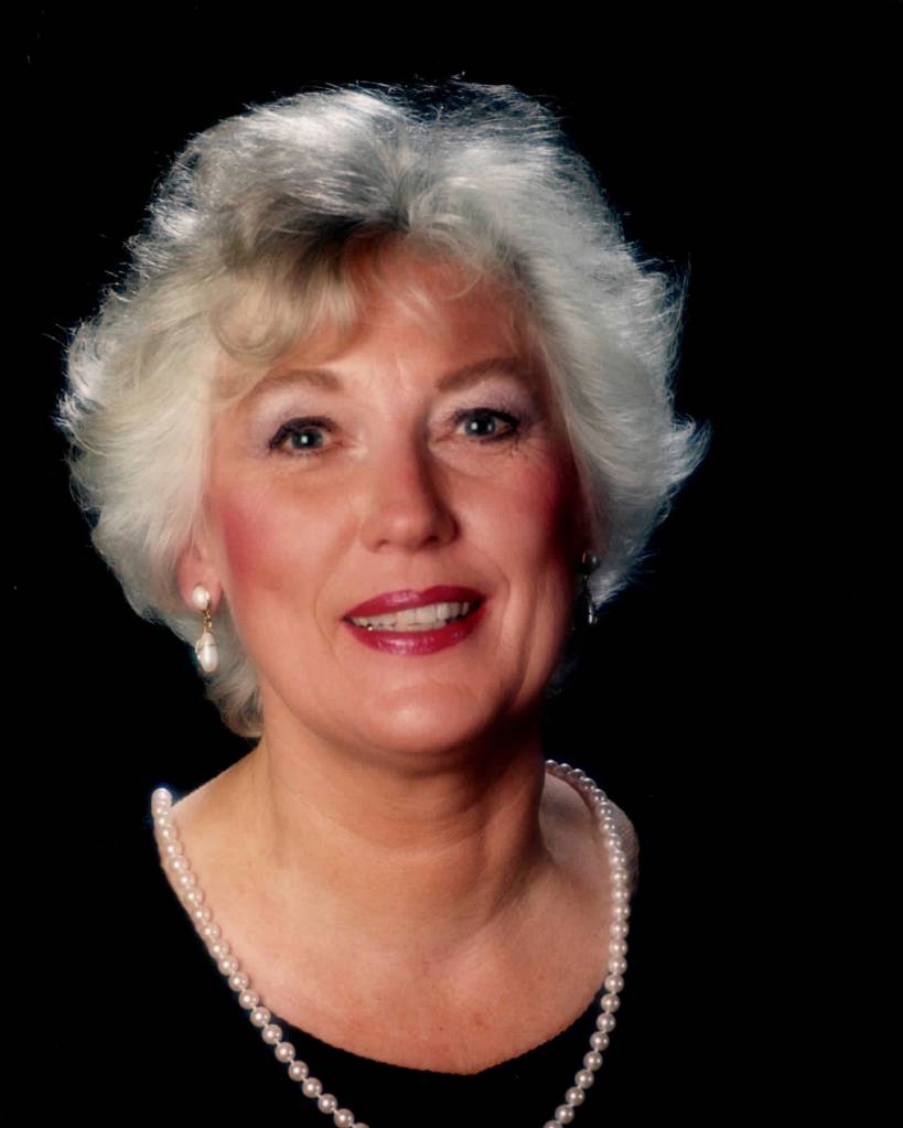 Marlene Lenore (Lund) Edwards