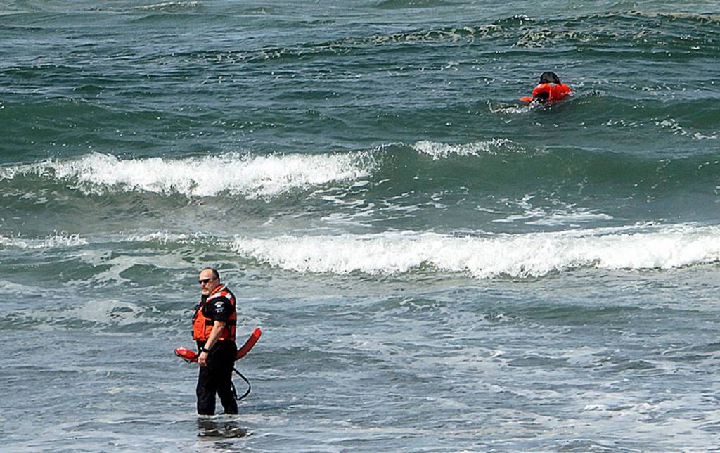 Two rescued from surf in Ocean Shores