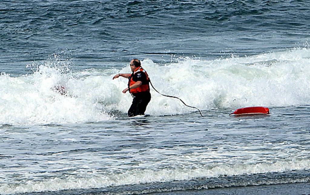 Two rescued from surf in Ocean Shores