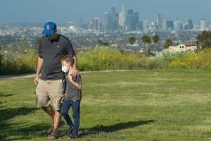 1st drop in weekly virus deaths for California. Is it a turning point?