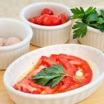 Photo courtesy U.S. Department of Agriculture                                One reward of nurturing a tomato plant from seedling to fruit is a simple tomato salad.