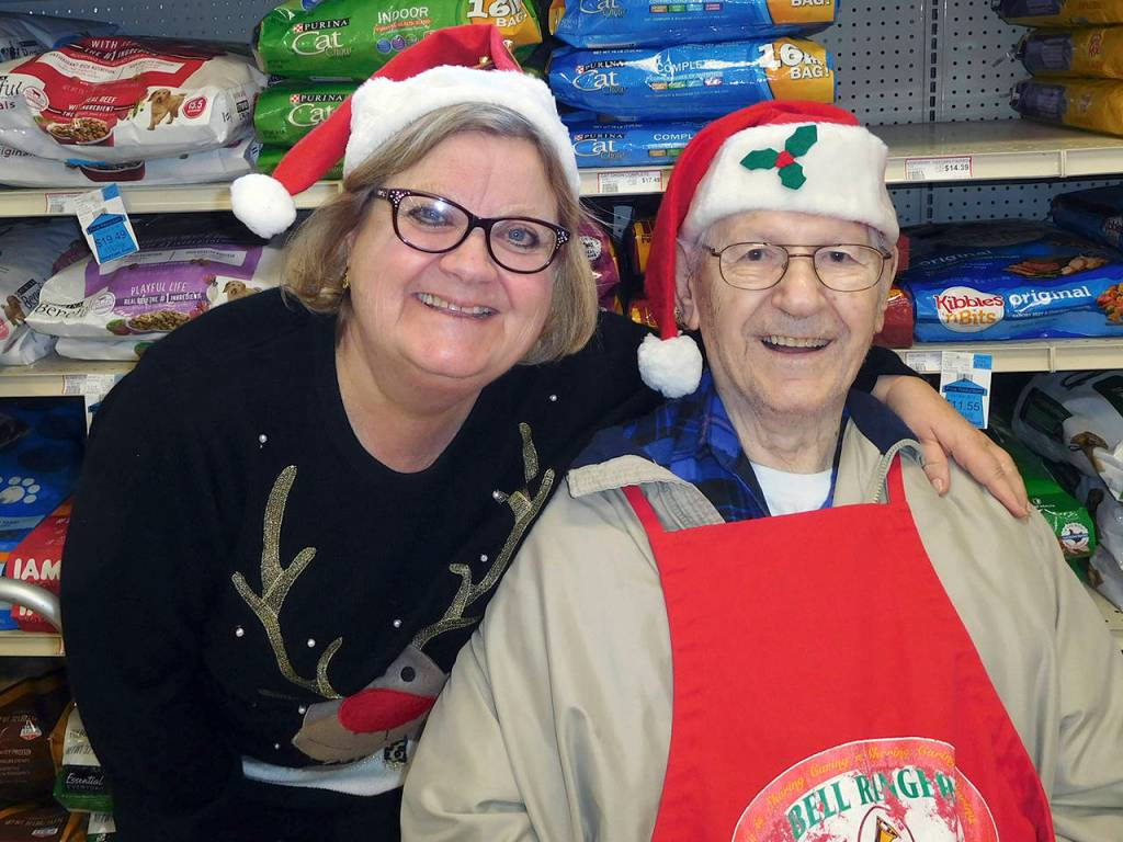Photo courtesy Betsy Seidel                                This was the last year Arnold was able to ring the bell for Salvation Army at Ocean Shores IGA, said longtime friend Betsy Seidel, pictured here with Arnold Samuels in 2018. He did that for 15 years!