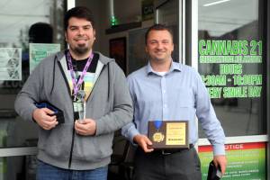 Cannabis 21 is voted ‘Best Overall Business’