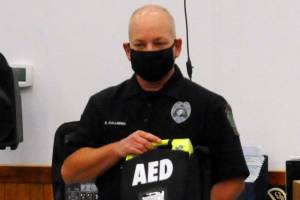 Monte police secure eight Automated External Defribillator machines