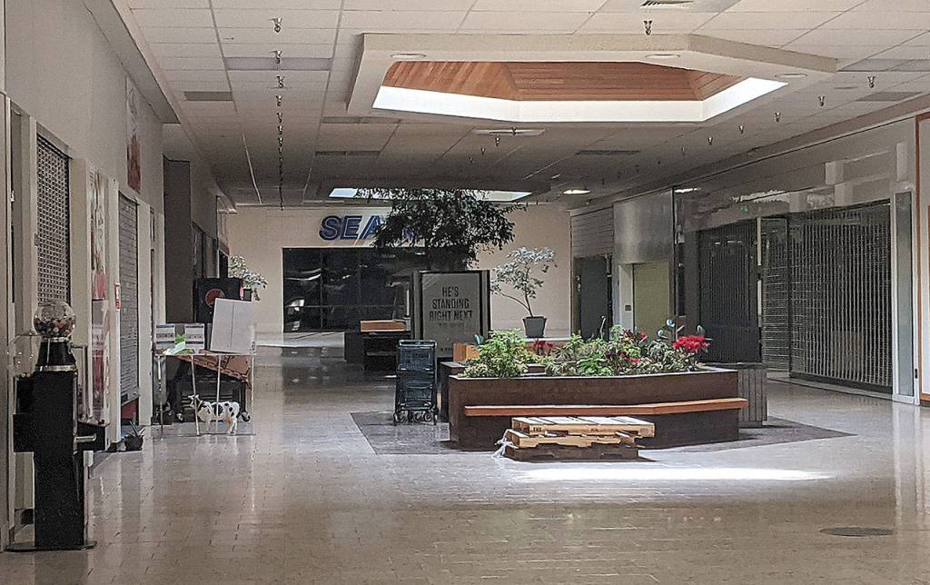 DAVE HAVILAND | THE DAILY WORLD
Businesses recently notified of the closure of the Shoppes at Riverside in South Aberdeen have been scrambling to find retail space, and storage space, for their entire store.