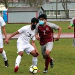 Raymond-South Bends Jose Medina Moreno (25) defends against Hoquiams Kevin Catalan during the Grizzlies 8-0 victory on Wednesday in Hoquiam. (Photo by Ben Winkelman)