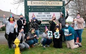COURTESY NIKKI GWIN
Grays Harbor County surpassed 25% of the population vaccinated this week, and the staff and volunteers took a moment to celebrate.