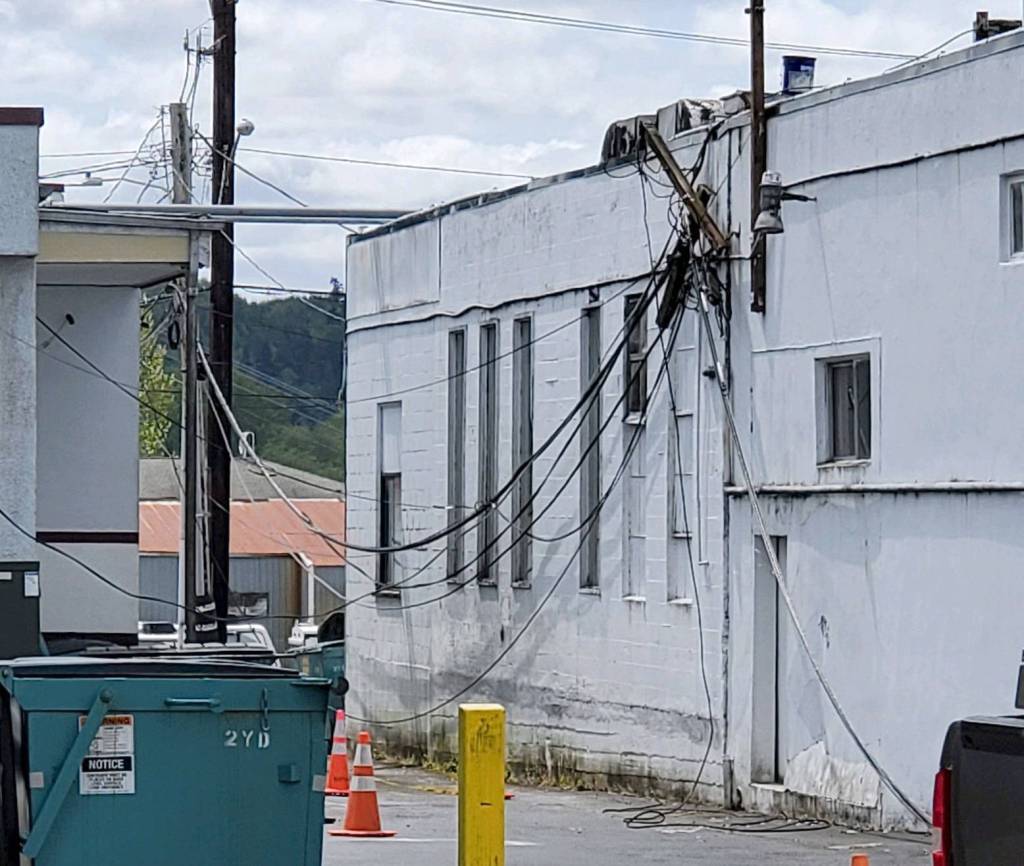 Damaged lines and buildings in downtown Montesano. Photo by Mark Cox