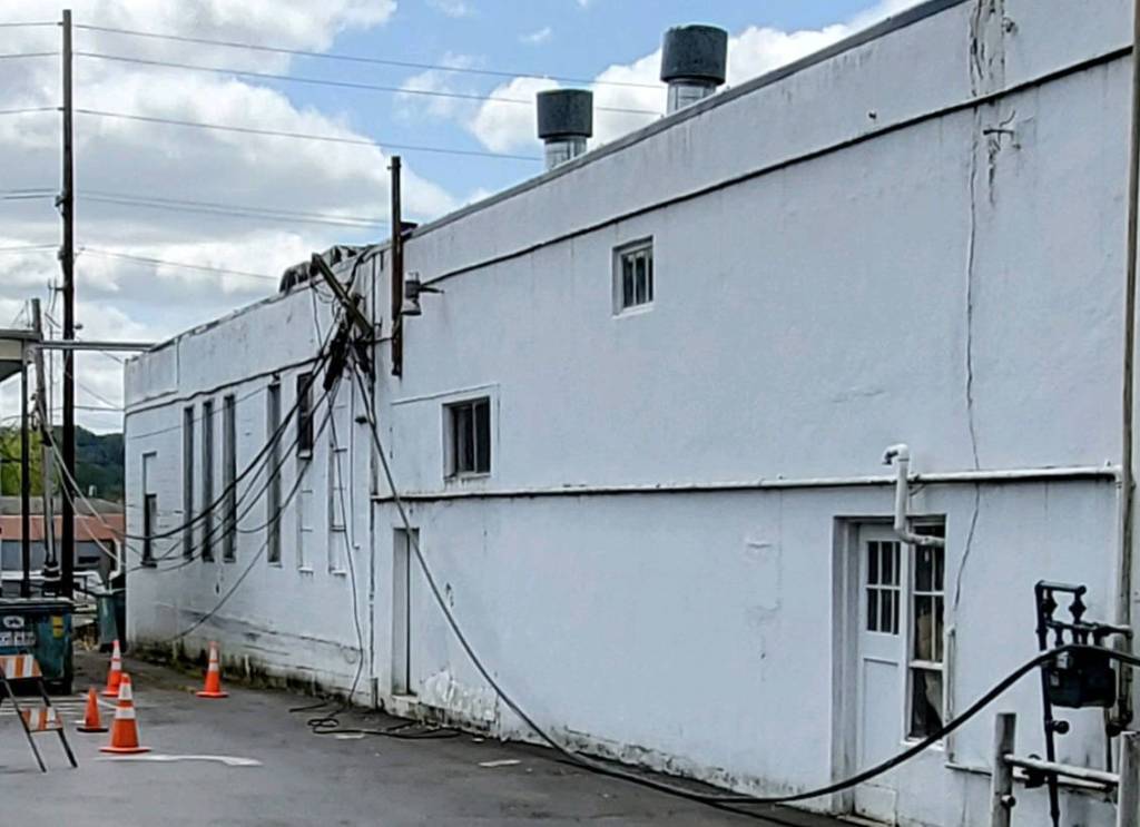 Damaged lines and buildings in downtown Montesano. Photo by Mark Cox