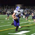 PHOTO BY SUE MICHALK BUDSBERG Elma running back Conan Baxter broke a school record with 308 rushing yards in Fridays 69-26 win over Seton Catholic in Vancouver.