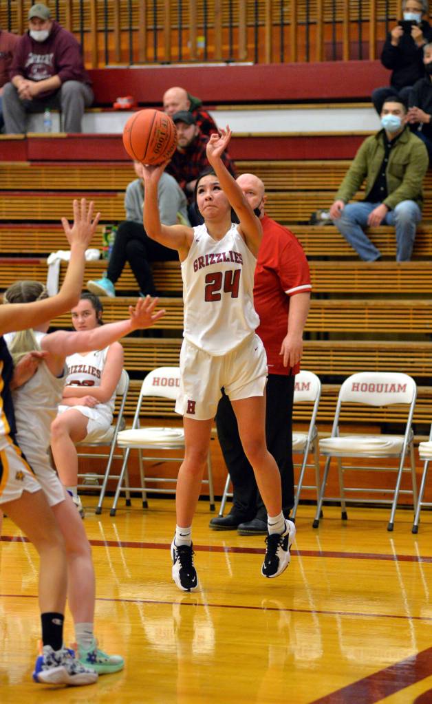RYAN SPARKS | THE DAILY WORLD Hoquiam guard Charli Sampson-Eastman led Hoquiam with 14 points and 12 rebounds in a 52-46 loss to Aberdeen on Friday in Hoquiam.