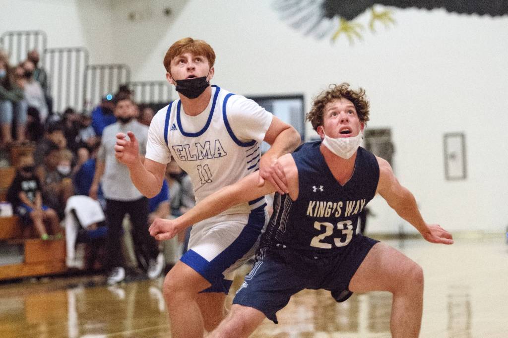 DAILY WORLD FILE PHOTO Elmas Nick Church (11) helped the Eagles reach the 1A District 4 championship game against Kings Way Christian in June. It was the first time Elma reached the district-title game since 2001.
