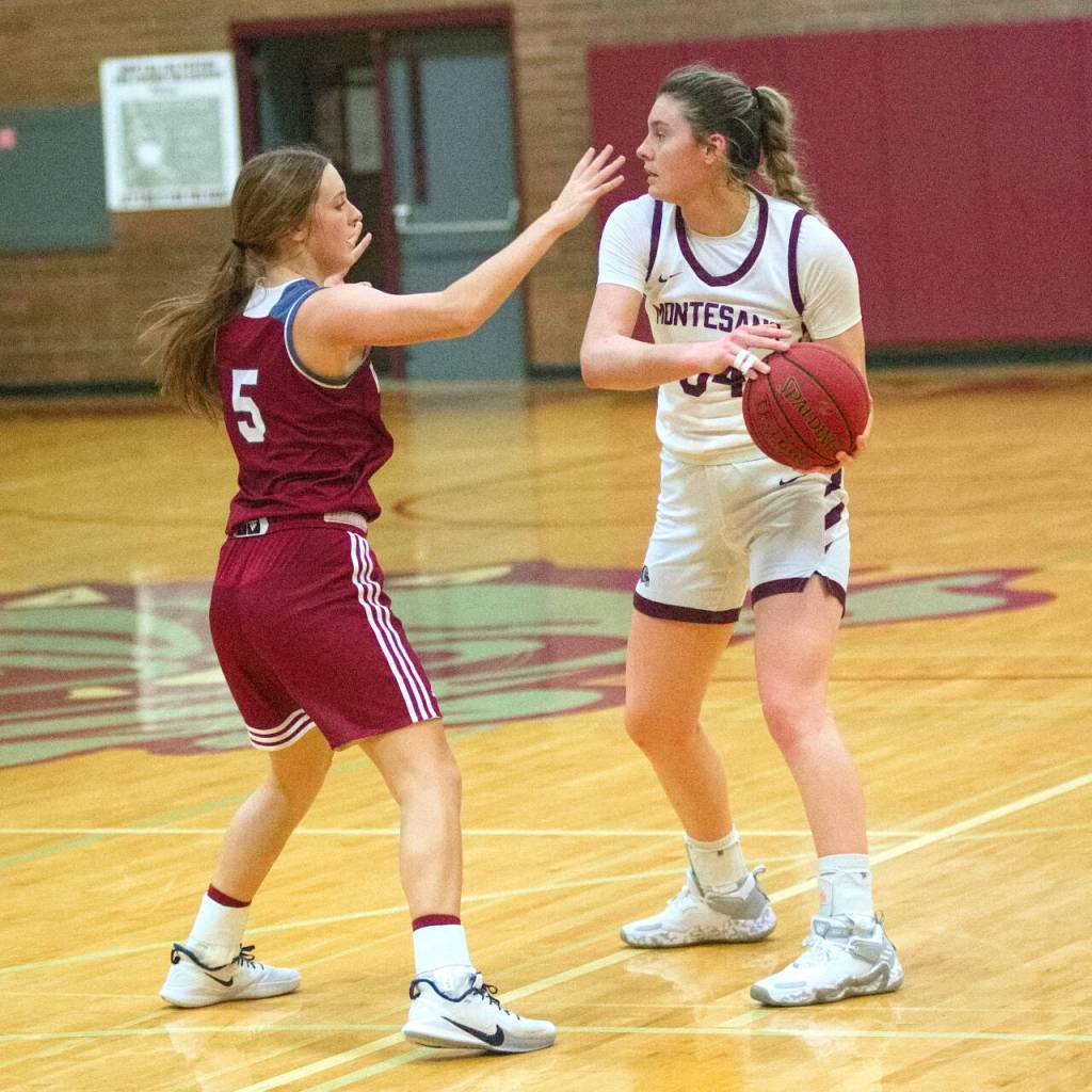DAILY WORLD FILE PHOTO Montesano junior McKynnlie Dalan, right, was named to the 1A Evergreen Leagues First Team on Monday.