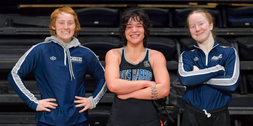 JIM THRALL | MATFOCUS.COM Grays Harbor Colleges Grace Miller, left, Jocelyn Fierro, middle, and Tatum Pine won NCWA National Championships on Saturday in Allen, Texas.