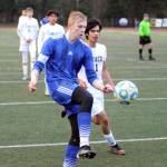 DAILY WORLD FILE PHOTO Elma forward Canon Seaberg was named the 1A Evergreen Leagues Offensive Player of the Year as the league announced its 2022 All-League Team.