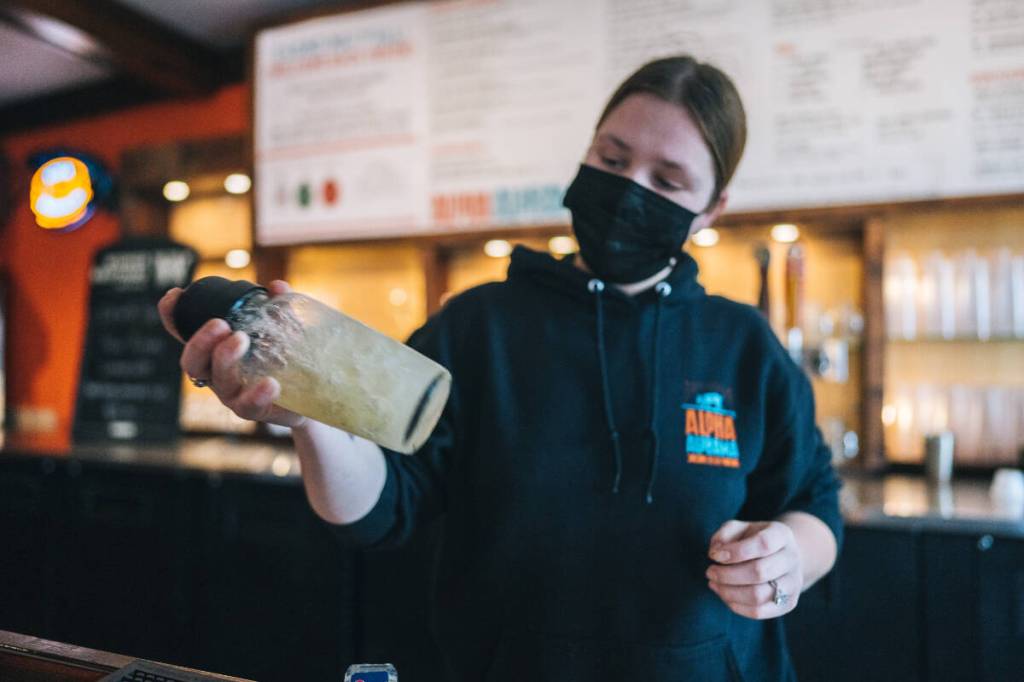 Aloha Alabama BBQ staff are serving up tasty cocktails from their full bar.