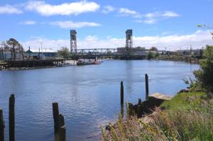 According to David Cline of HDR Inc., the engineering consultants on the Aberdeen-Hoquiam Flood Protection Project, the final design for the North Shore Levee – West Segment may include floodwalls that run into the sides or underneath bridges. The design would likely also include floodgates, which could be closed during heavy flooding events to protect homes and businesses near the Hoquiam River. Erika Gebhardt I The Daily World