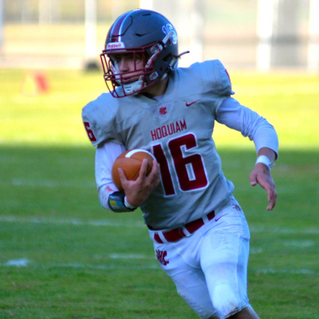 Hoquiam running back Jake Templer
