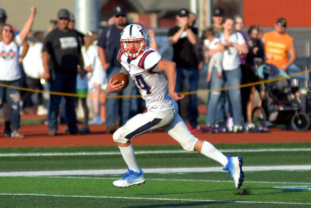 DAILY WORLD FILE PHOTO 
Pe Ell-Willapa Valley Titans defensive back Derek Fluke was named to the 2B Central-North League First Team for the 2022 season.