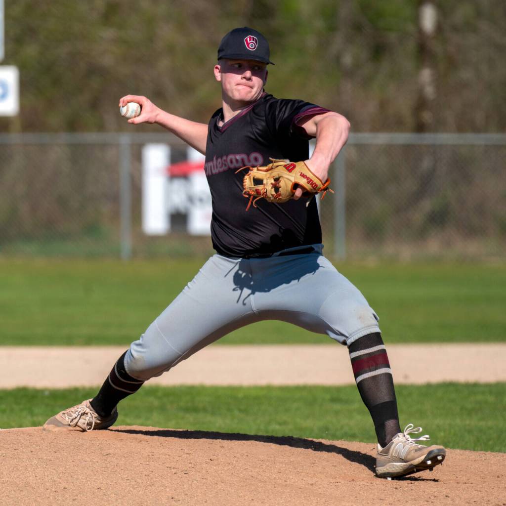 PHOTO BY FOREST WORGUM Montesano starter Cam Taylor picked up the victory in the Bulldogs 9-6 win over Elma on Thursday in Elma.