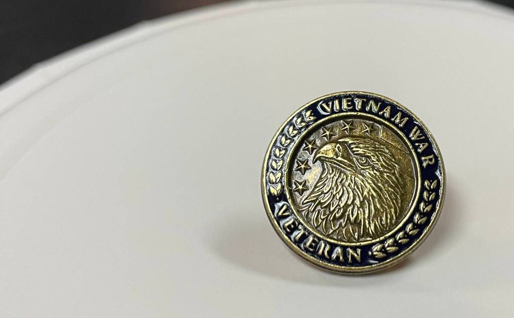 Michael S. Lockett / The Daily World
U.S. Rep. Derek Kilmer and the American Legion in Aberdeen hosted a pinning ceremony for Vietnam veterans on July 24.