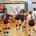 DAILY WORLD FILE PHOTO Montesano outside hitter Kaila Hatton (10)