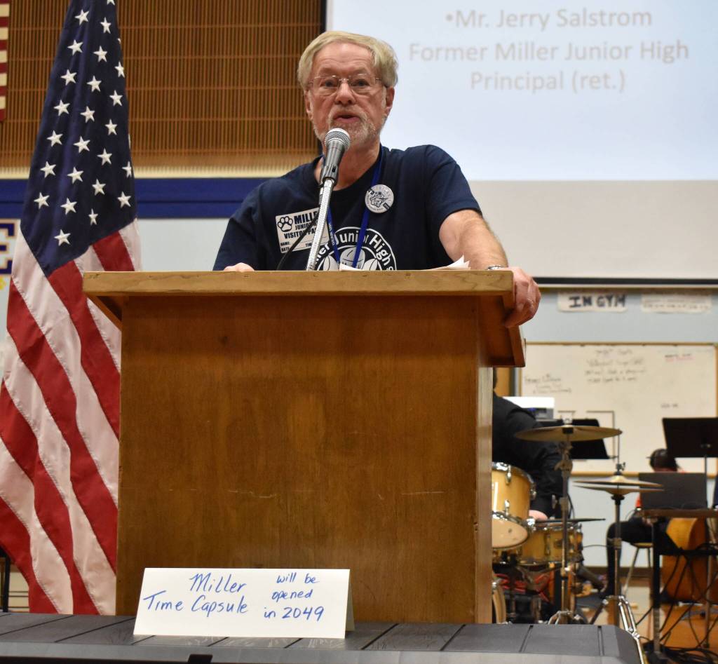 Clayton Franke / The Daily World
Jerry Salstrom, longtime teacher and former principal at Miller Jr. High School, speaks at the schools centennial celebration on Sunday, Jan. 28.