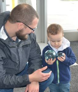 John Shaw
Two float wranglers inspect their treasures prior to their Feb. 16 release into the dunes of the North Beach ahead of the Beachcombers and Glass Float Expo, March 1-3.