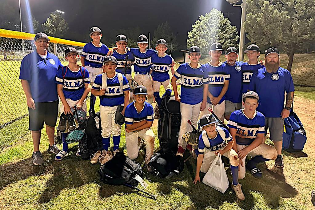 PHOTO COURTESY OF ELMA LITTLE LEAGUE
Elmas Intermediate all-star team poses for a photo after a season-ending loss to Alaska at the West Region Tournament on Tuesday in Nogales, Arizona.
