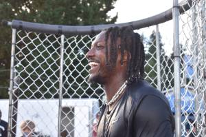 Matthew N. Wells / The Daily World
Tariq Woolen, Seattle Seahawks cornerback, teamed up with Five Star Dealerships to raise money for Summit Pacific Medical Center, in Elma. Woolen sat in a dunk tank as many children, teens and adults alike threw softballs at a target. It cost $5 for three throws. At least one participant paid $20 in order to be allowed to automatically dunk Woolen.