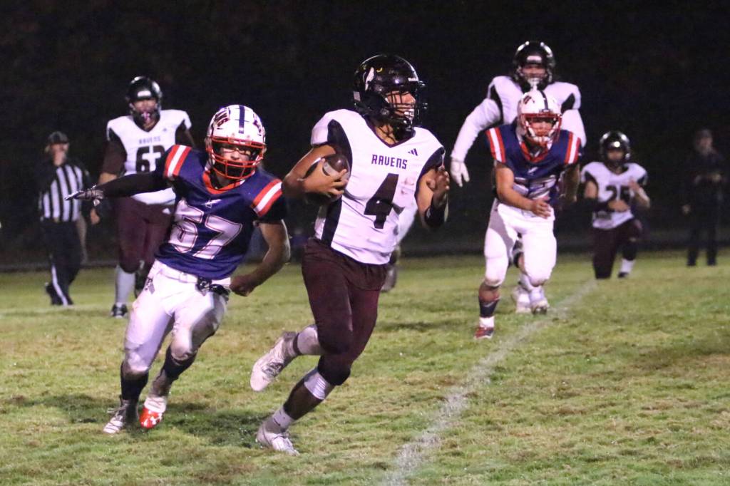 DAILY WORLD FILE PHOTO 
Raymond-South Bend quarterback Chris Quintana (4) and the Ravens face Napavine on Friday in South Bend.