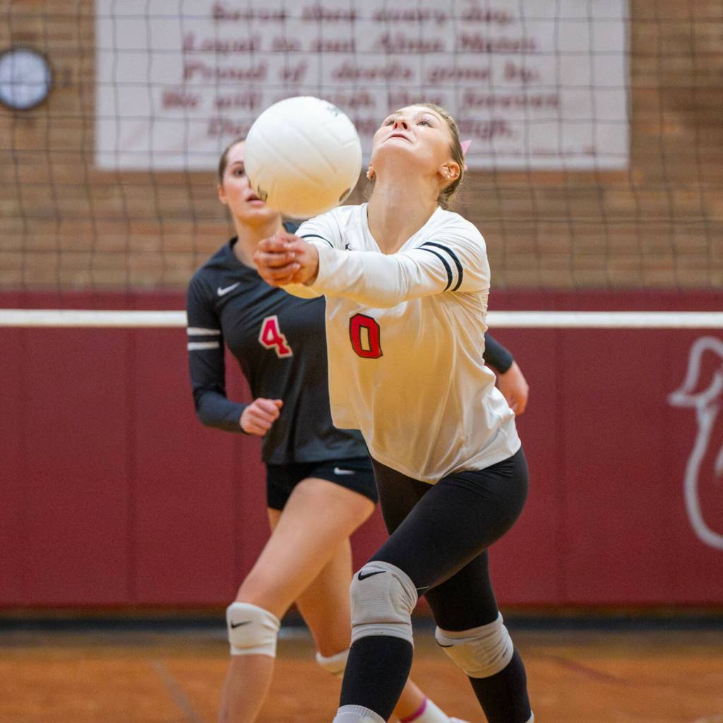 PHOTO BY FOREST WORGUM 
Montesano libero Bentley Warne gets to the ball during a straight-set victory over Tenino on Tuesday at Montesano High School.