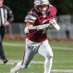 DAILY WORLD FILE PHOTO Montesano running back Zach Timmons and the Bulldogs will host Colville in a 1A first-round game at 2 p.m. on Saturday at Jack Rottle Field.