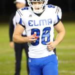 DAILY WORLD FILE PHOTO Elma defensive lineman Traden Carter