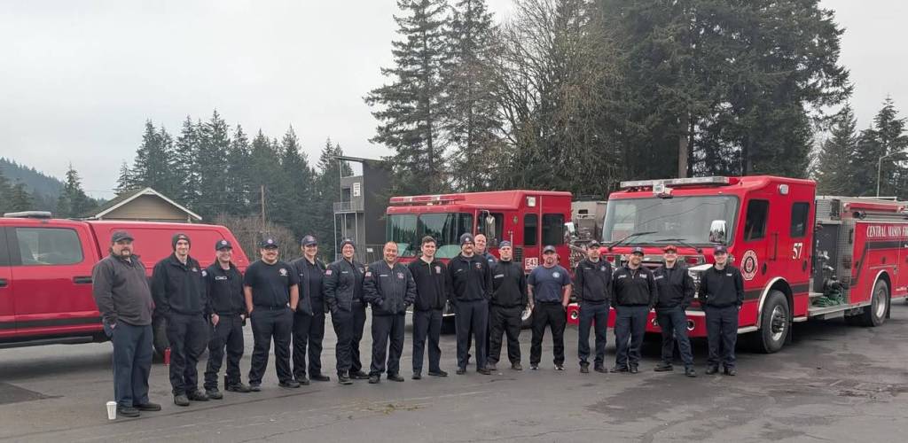 Hoquiam Fire Department
Members of the Central Region in Washington state gather before heading to Southern California to fight the wildfires.