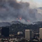 Allen J. Schaben / Los Angeles Times / TNS
Wildfire smoke from the Palisades and Eaton fires blankets Los Angeles County, Jan. 8, in Los Angeles.