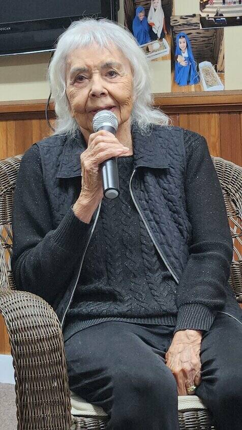 Julie McDonald / For The Chronicle
Helen Sanders answers questions during a St. Helens Club meeting in Chehalis in January 2024.