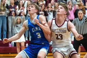 Elmas Isaac McGaffey (3) and Montesanos Caden Grubb