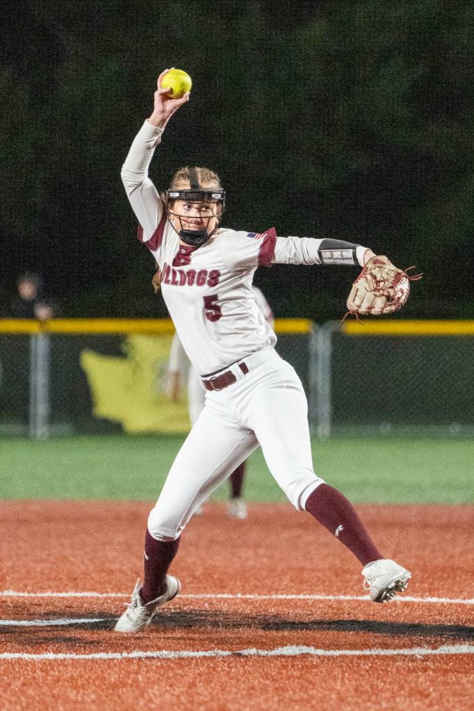 PHOTO BY FOREST WORGUM Montesano pitcher Grace Gooding