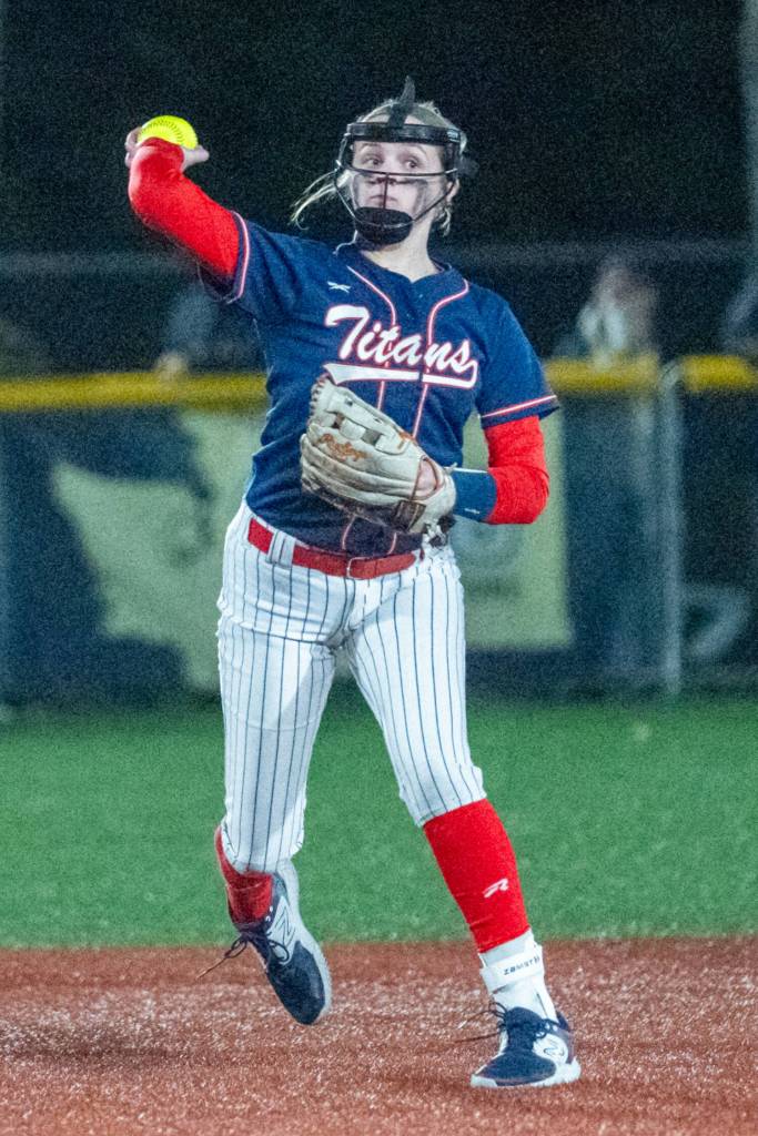 PHOTO BY FOREST WORGUM Pe Ell-Willapa Valley Titans