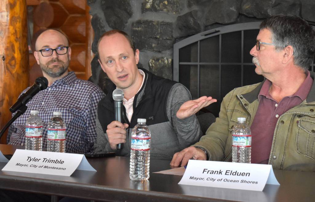 Jerry Knaak / The Daily World
Mayors Josh Collette, Tyler Trimble and Frank Elduen at the Lunch with the Mayors event.