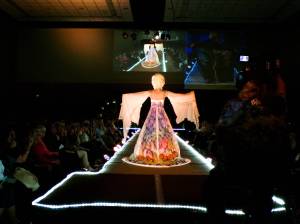 Kyndra Burkland photos / For The Daily World
Tricia Funk in a hand-painted memorial piece For Reane.