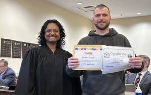 Washington State Department of Children, Youth, and Families
Charles Diggle, right, of Grays Harbor County, earned the Engaging Fathers Award.