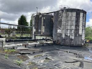 Washington Department of Ecology
Storage tanks that house hazardous chemicals onsite at the Cosmo Specialty Fibers pulp mill are in poor condition, posing a risk for chemical spills that could harm human health and the environment. The tanks rest near the Chehalis River, which increases the likelihood of environmental damage if a spill happens.