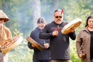 Luke Whittaker / Chinook Observer
Tony Johnson helped lead ceremonies at the Chinook Tribes annual First Salmon gathering this year.